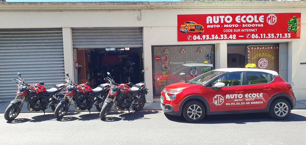 Réalisation devanture auto-école MG